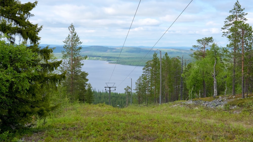 Pyhatunturi which includes landscape views, tranquil scenes and a river or creek