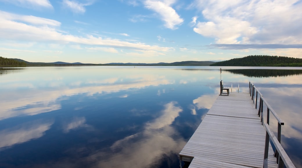 Inari som visar en sjö eller ett vattenhål, utsikter och landskap