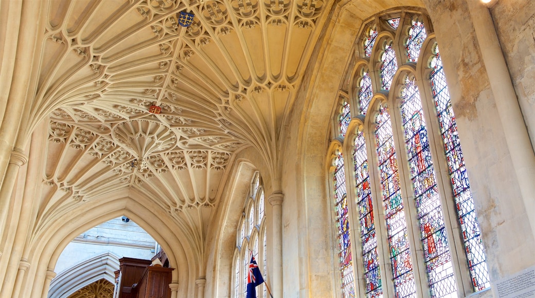 Bath Abbey som viser kirke eller katedral, kunst og innendørs