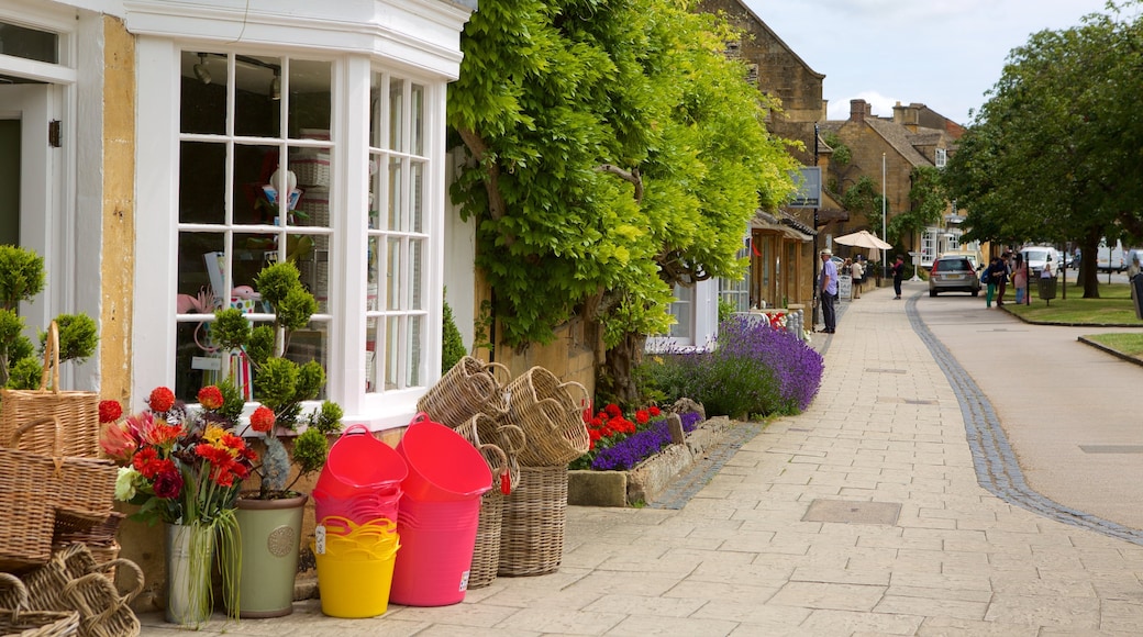 Broadway featuring a small town or village and street scenes