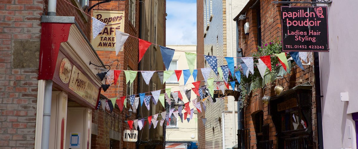 Gloucester featuring signage and a city