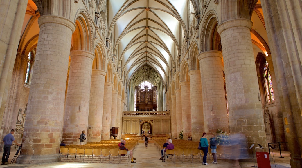 Gloucester Cathedral showing interior views, heritage architecture and a church or cathedral