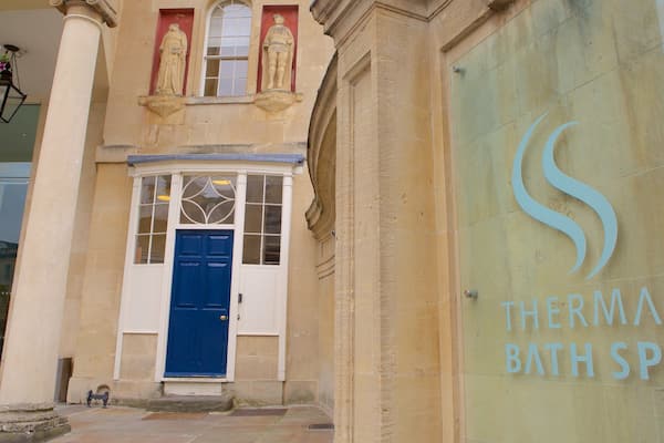 Thermae Bath Spa showing a day spa and signage