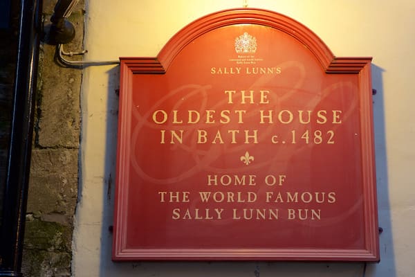 Sally Lunn\'s which includes signage