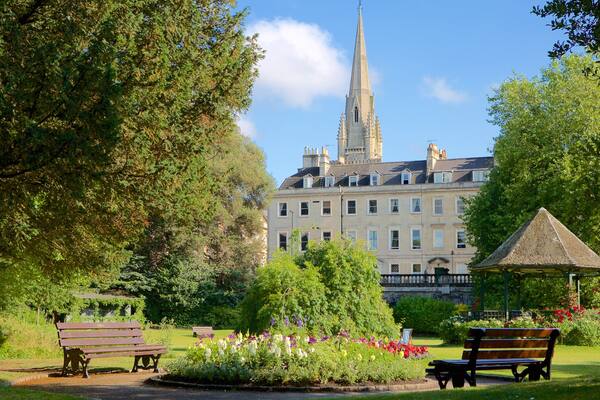 Parade Gardens qui includes patrimoine historique, patrimoine architectural et jardin
