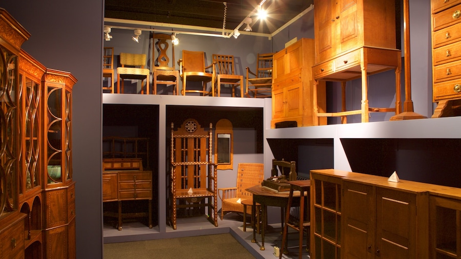 Cheltenham Art Gallery and Museum showing interior views