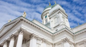 Helsinki Cathedral which includes heritage architecture and a church or cathedral