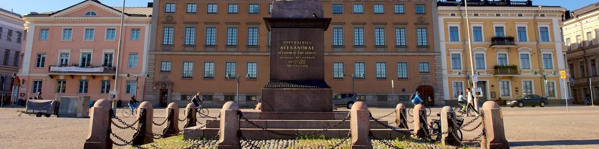 Kauppatori montrant ville, square ou place et monument