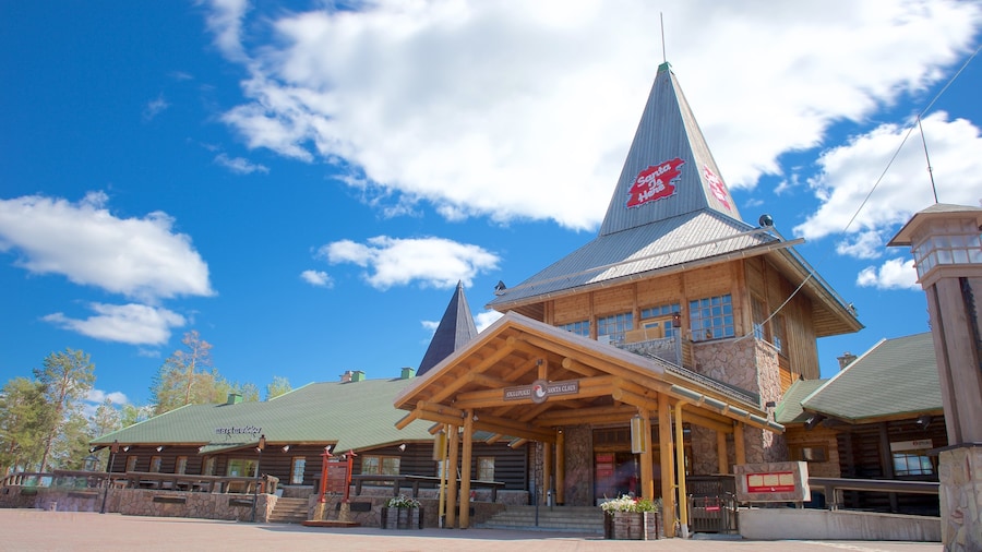 Rovaniemi mettant en vedette square ou place