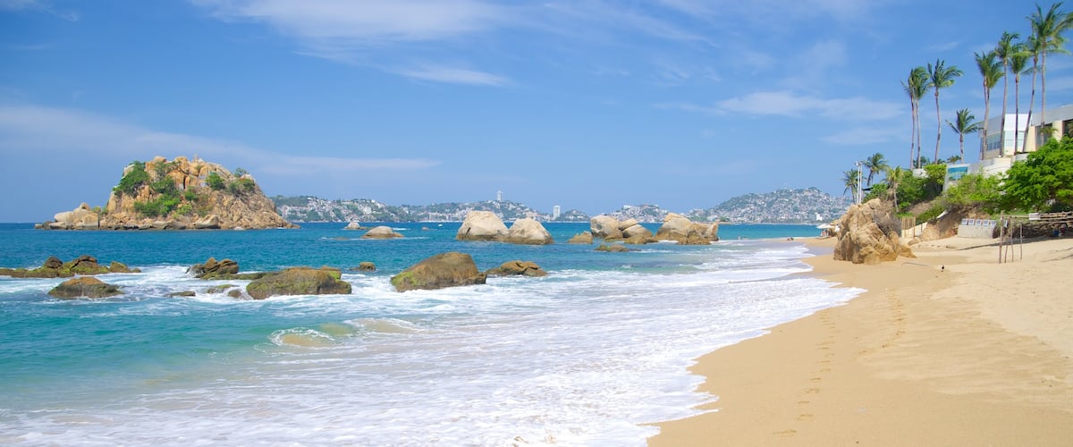 Playa Condesa que incluye una playa