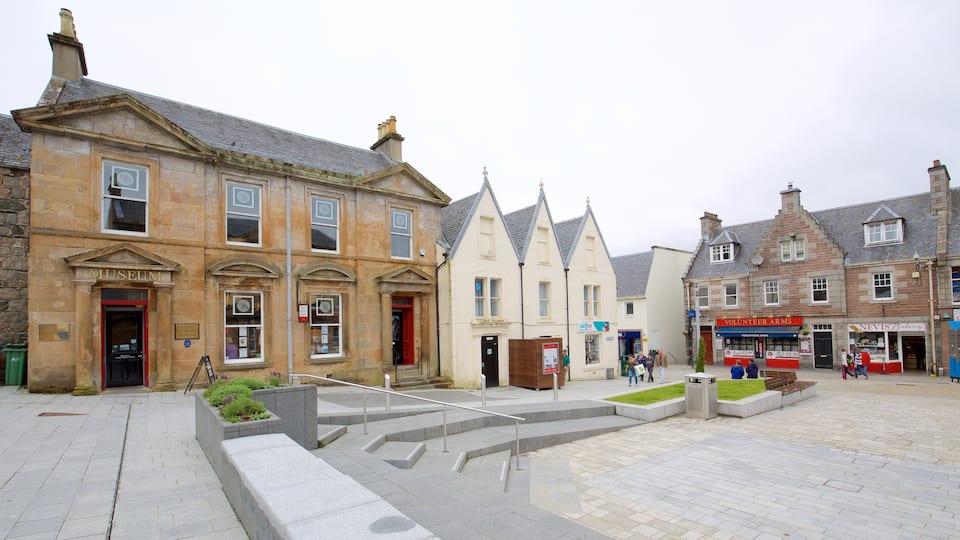 Fort William mettant en vedette square ou place