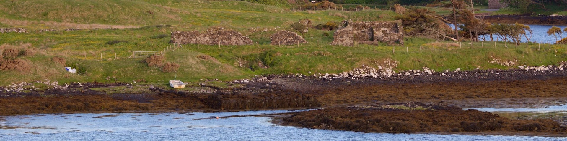 Dunvegan Castle featuring heritage architecture, a festival and tranquil scenes