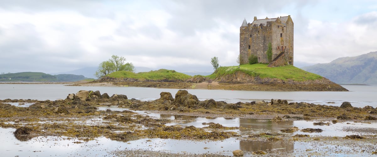 Castle Stalker showing heritage elements, a castle and heritage architecture