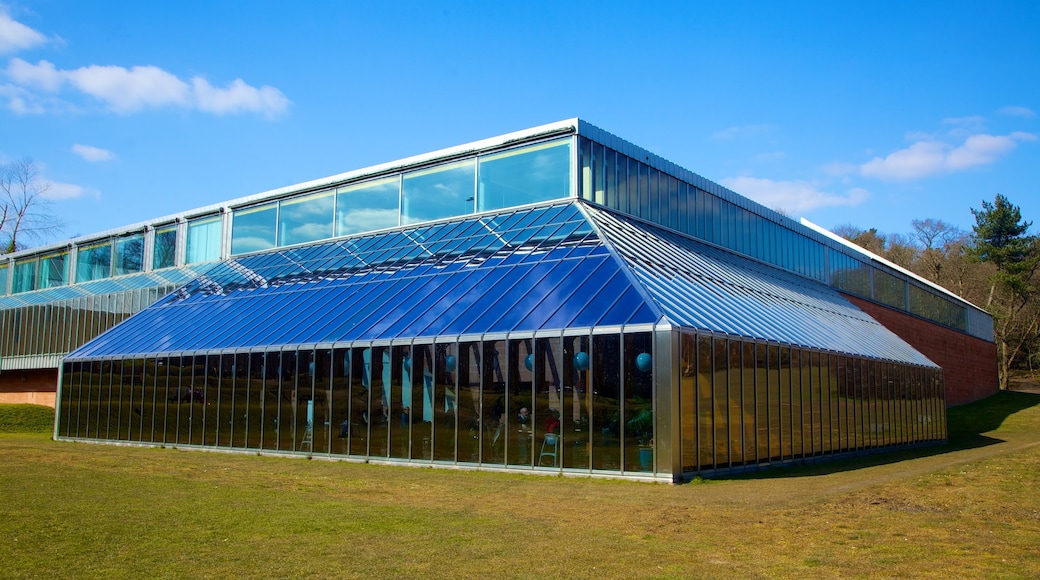 Burrell Collection qui includes architecture moderne
