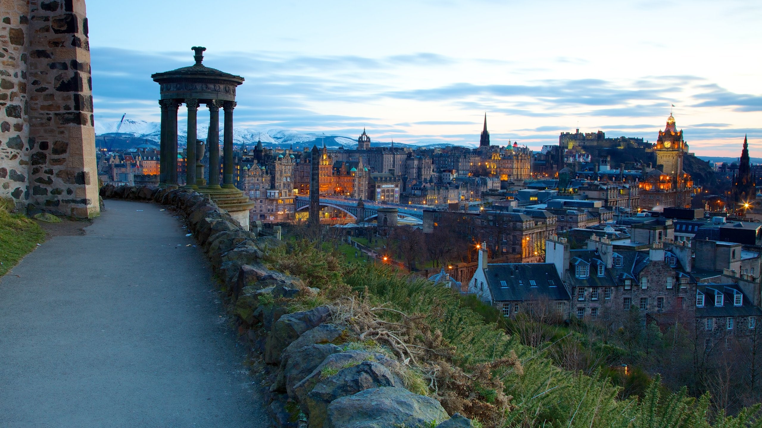 Đồi Calton tại Trung tâm thành phố Edinburgh | Expedia