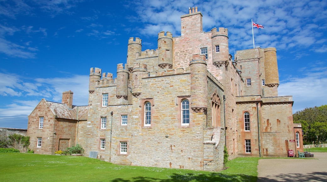 Castle of Mey som inkluderer slott, kulturarv og historisk arkitektur