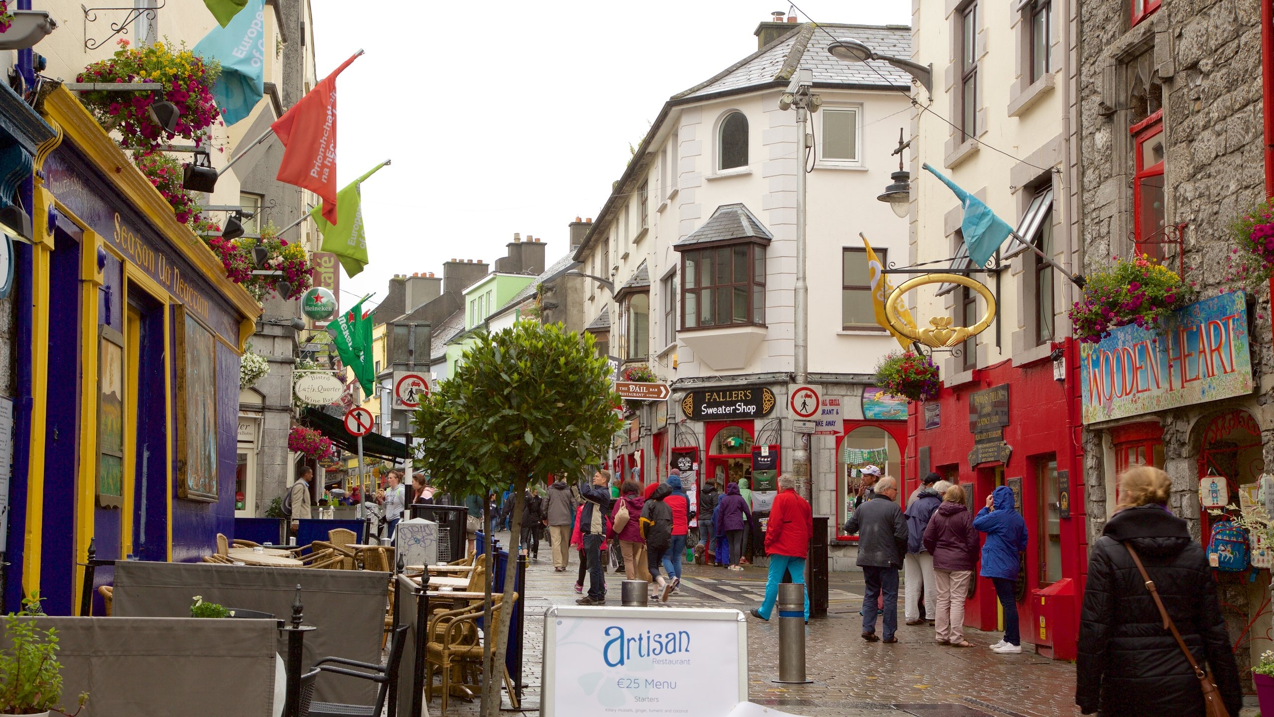 Galway showing a city, street scenes and signage