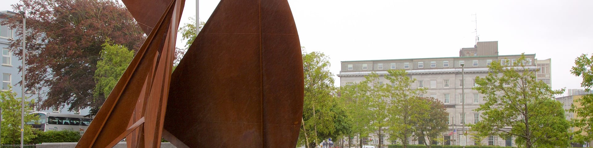 Eyre Square showing a statue or sculpture and outdoor art