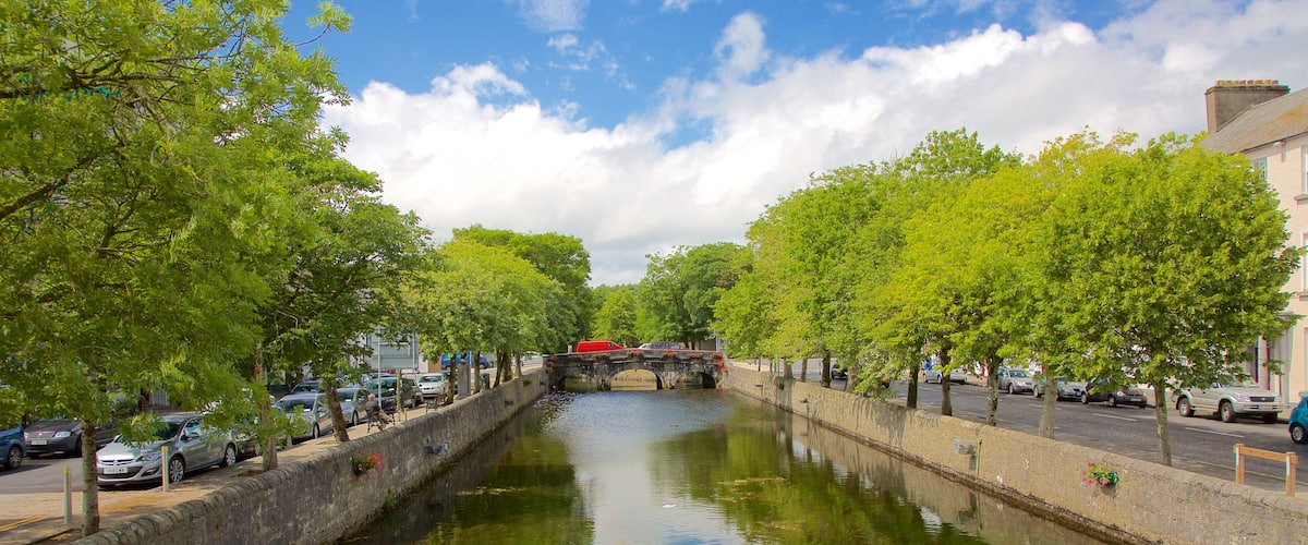 Westport showing a river or creek