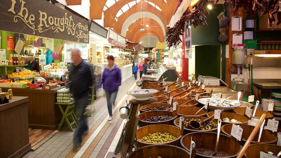 English Market ofreciendo comida, vistas interiores y mercados