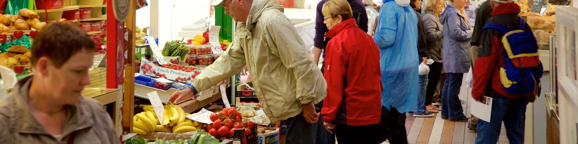 English Market showing interior views, food and markets