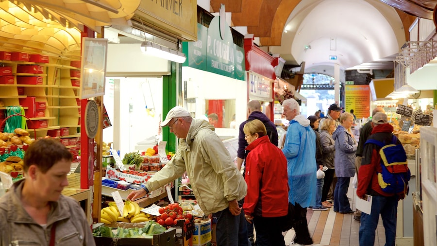 English Market montrant vues intérieures, nourriture et marchés