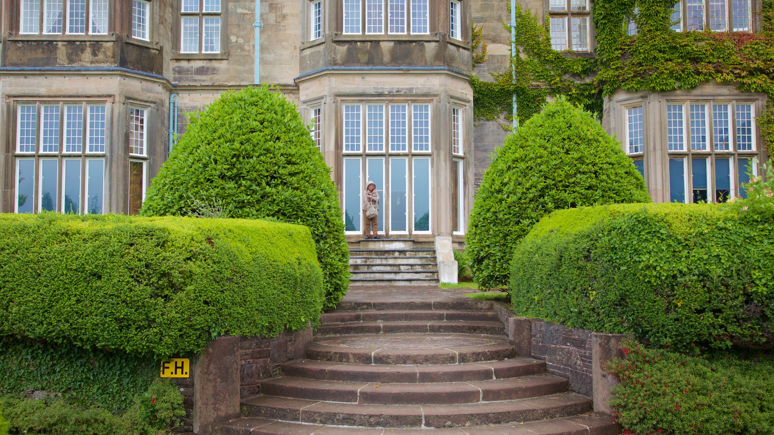 muckross house