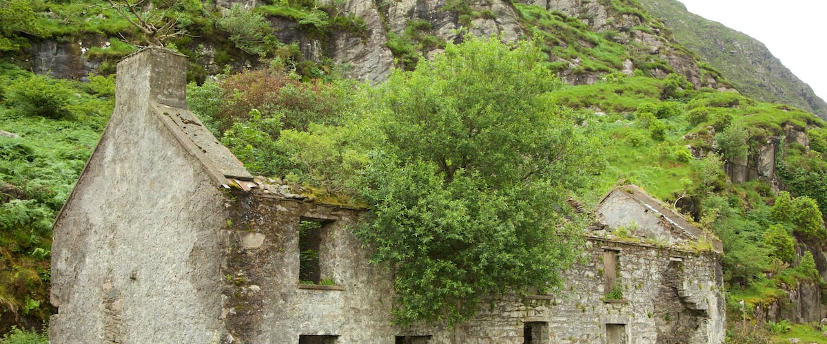Gap of Dunloe featuring a ruin, tranquil scenes and heritage architecture
