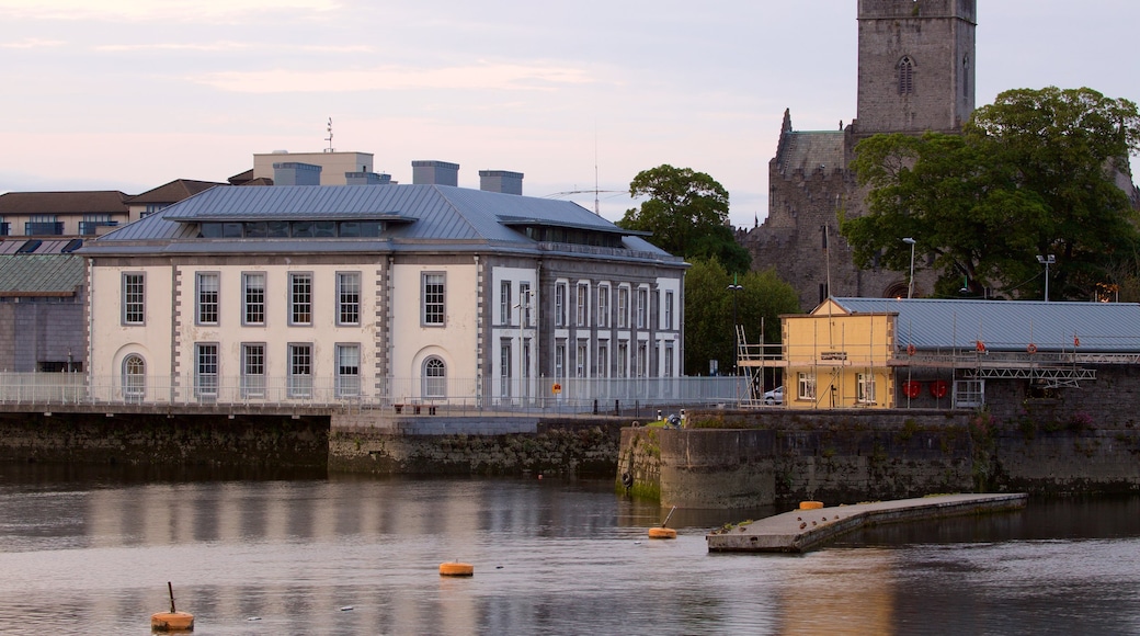 St. Mary\'s Cathedral featuring a church or cathedral, heritage elements and religious elements