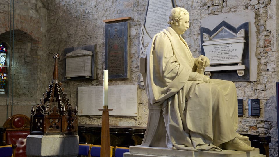 St. Mary\'s Cathedral das einen Innenansichten, religiöse Elemente und Kirche oder Kathedrale