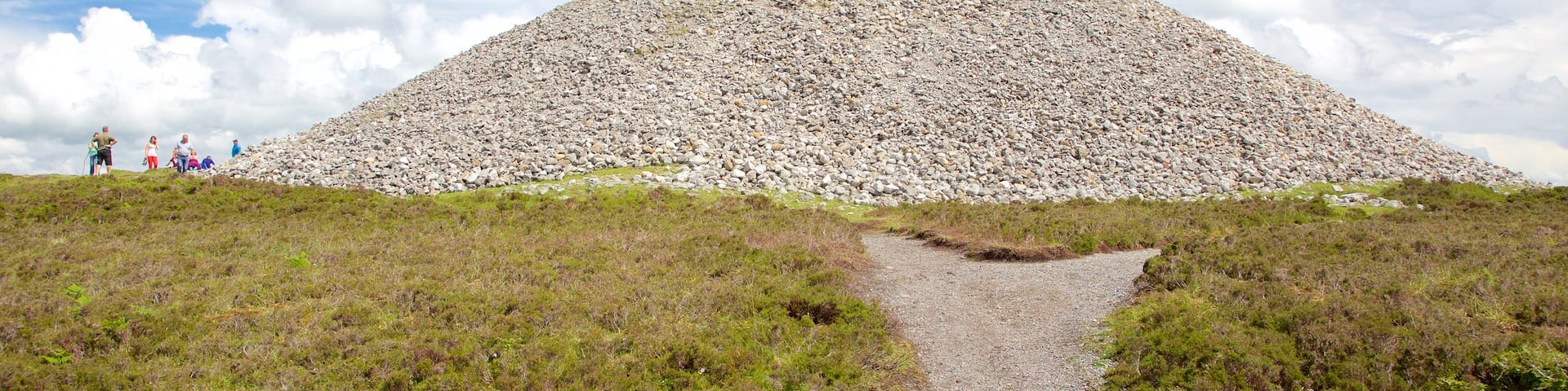 Knocknarea featuring tranquil scenes and mountains