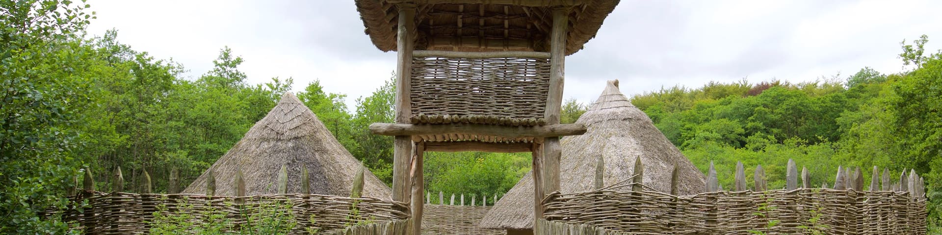 Craggaunowen featuring heritage architecture, heritage elements and a small town or village
