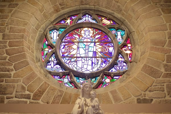 St. John\'s Parish qui includes église ou cathédrale, patrimoine historique et éléments religieux