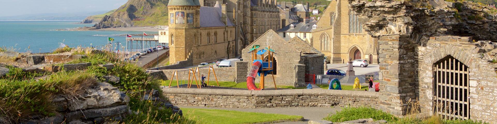 Aberystwyth featuring heritage elements, chateau or palace and a ruin