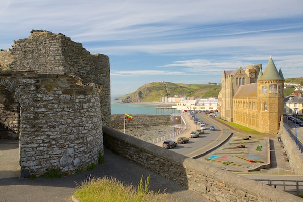 Aberystwyth Castle which includes a castle and a ruin