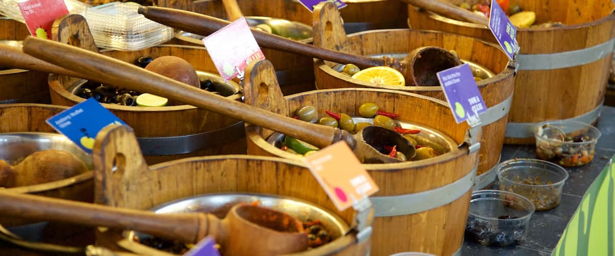 St. George\'s Market featuring food and markets