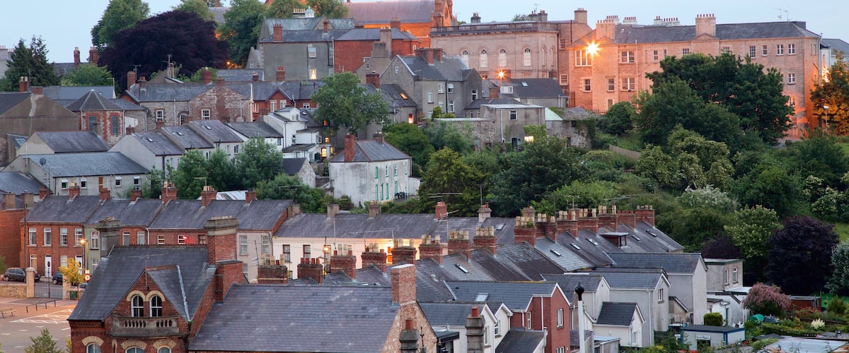 Armagh qui includes ville