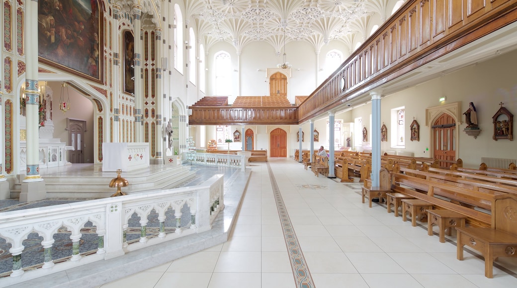 Kerk van St. Malachy inclusief interieur, een kerk of kathedraal en religieuze elementen