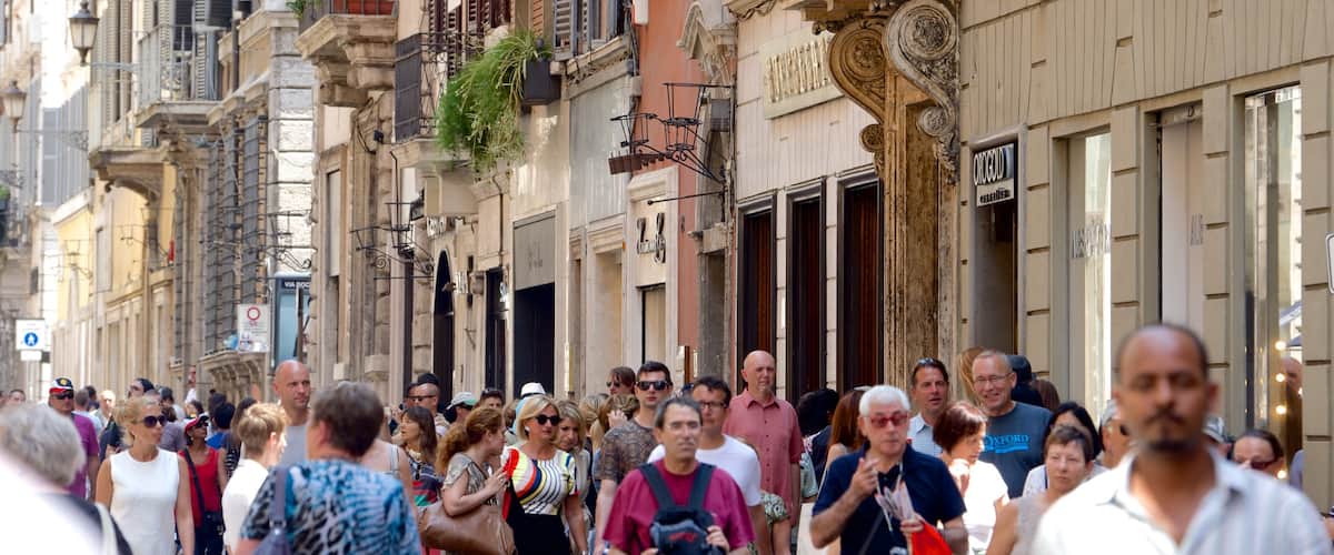 146591-Via-Condotti.jpg?impolicy=fcrop&w=1200&h=500&q=medium