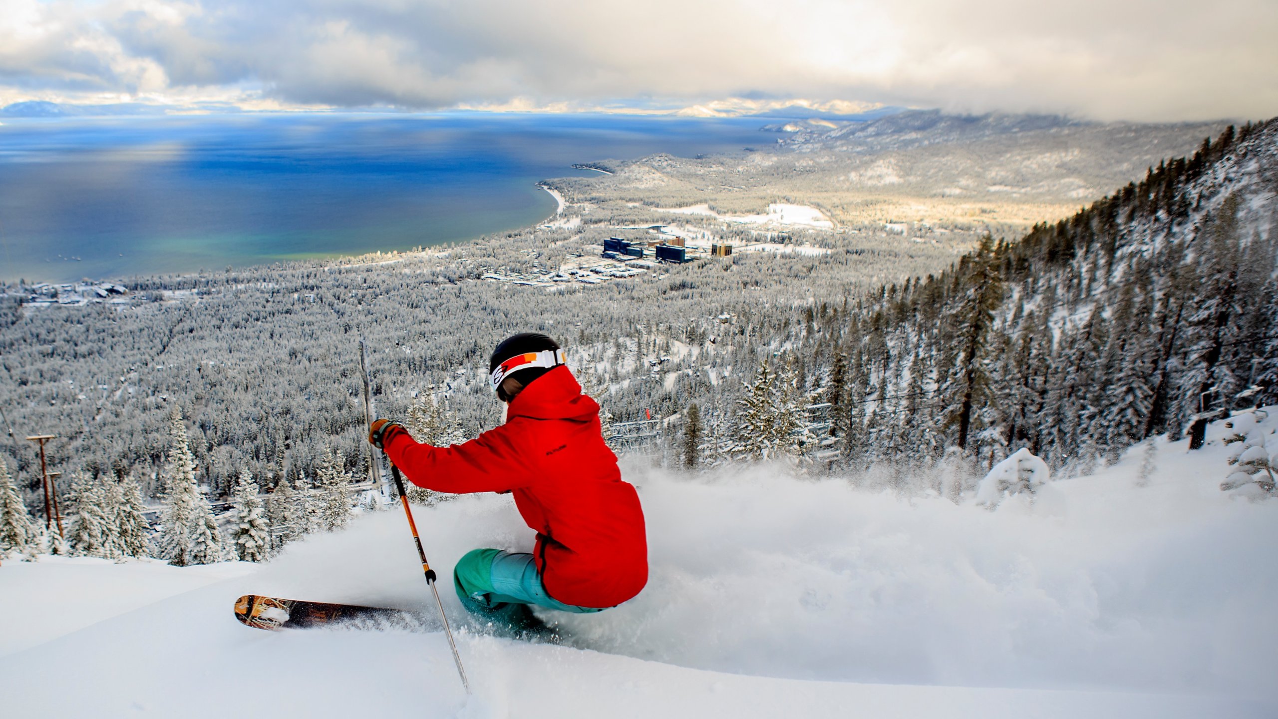 Heavenly Ski Resort welches beinhaltet See oder Wasserstelle, Schnee und Landschaften