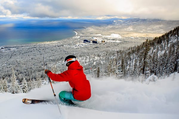 Heavenly Ski Resort qui includes forêts, panoramas et neige