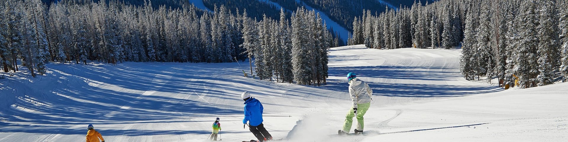Keystone Ski Resort which includes mountains, landscape views and snow skiing