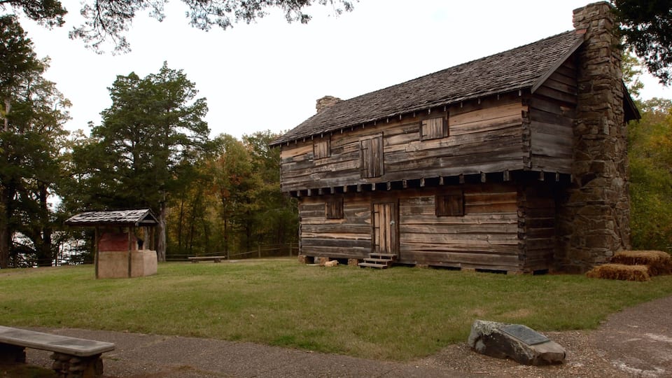 Conway which includes a house, heritage architecture and heritage elements