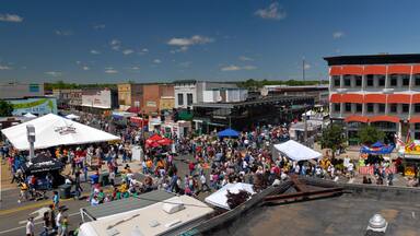 Conway featuring markets, fall colors and a square or plaza