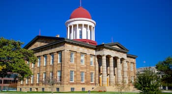 Old State Capitol featuring an administrative building, heritage elements and heritage architecture