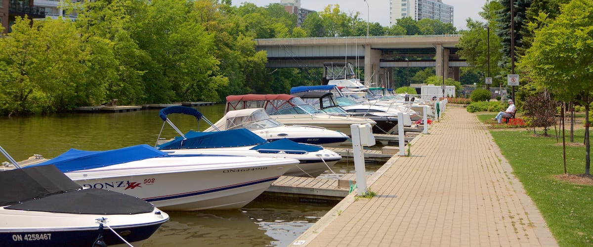 Oakville showing a marina, boating and a river or creek