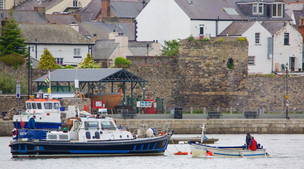 Conwy qui includes riviĂšre ou ruisseau et navigation