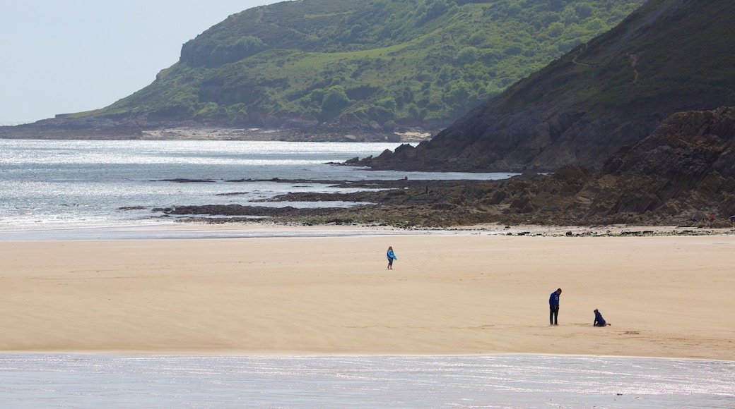 Playa de la bahía de Caswell mostrando una playa de arena