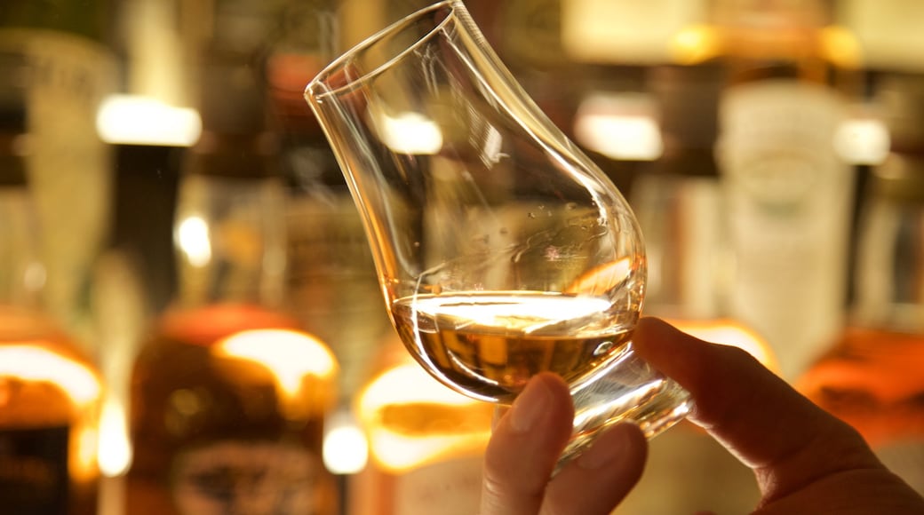 Scotch Whisky Heritage Centre que inclui bebidas