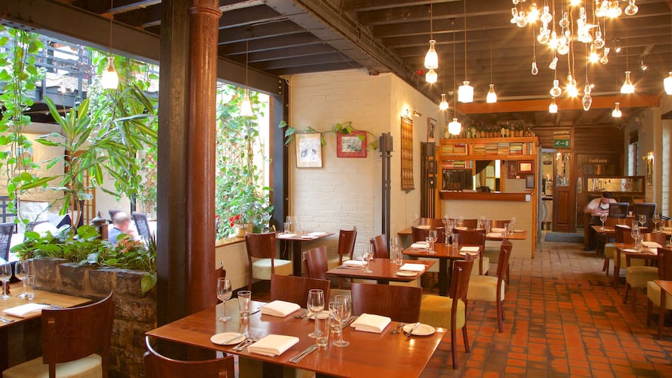 Glasgow qui includes vues intérieures et dîner en ville
